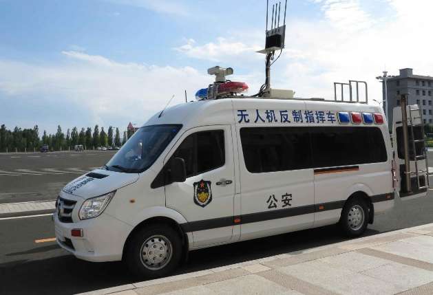 無線電探測與反制是無人機(jī)干擾的主要解決手段(圖1) 無人機(jī)干擾