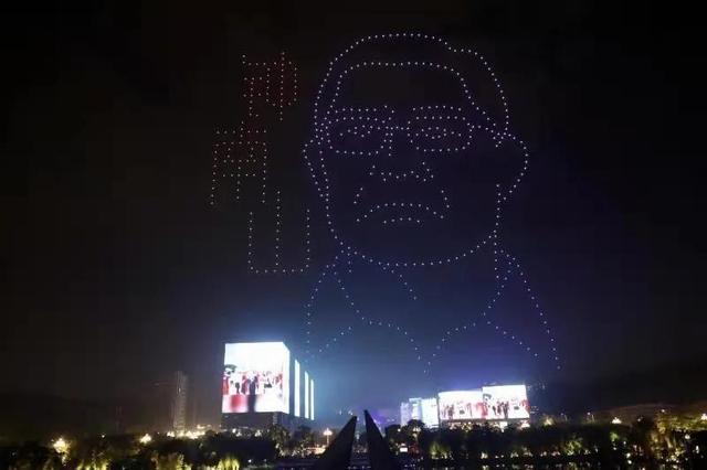 夜空中最亮的星！廣州1200架無人機致敬人才(圖1)
