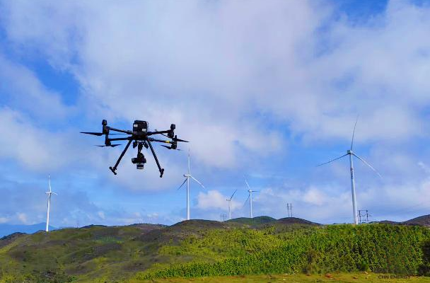 無人機(jī)巡檢應(yīng)用于風(fēng)電行業(yè)的優(yōu)勢有哪些？(圖1)