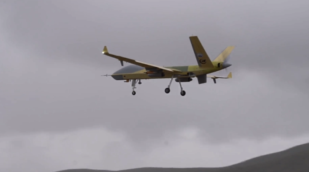 我國(guó)于三江源地區(qū)首次開展無人機(jī)人工增雪補(bǔ)冰試驗(yàn)(圖1)